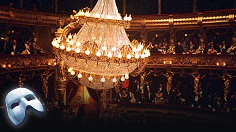 when does the chandelier drop in phantom of the opera|How the ‘Phantom of the Opera’ chandelier made its .